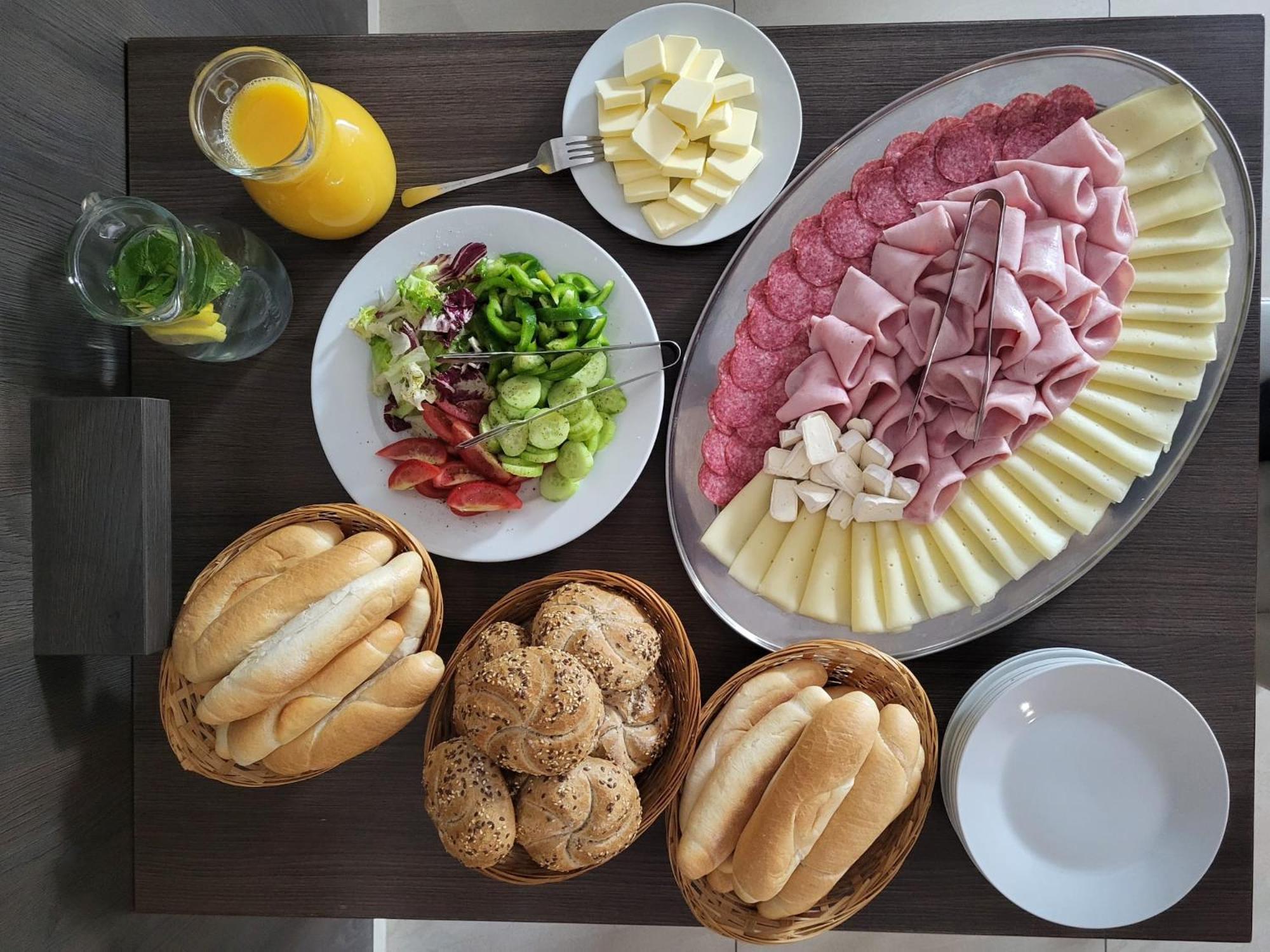 Penzion U Brazdu Ivancice Luaran gambar